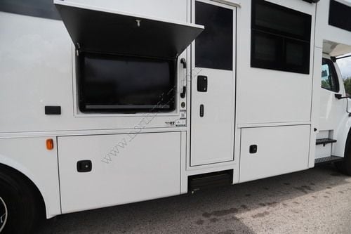 2026 Dynamax Europa 32KD