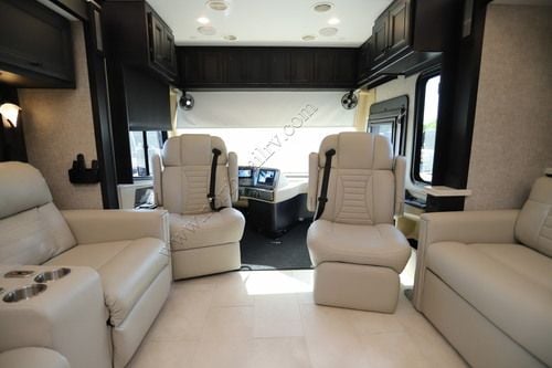 2025 Tiffin Motor Homes Phaeton 40IH Class A