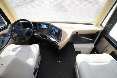 2025 Tiffin Motor Homes Phaeton 40IH Class A