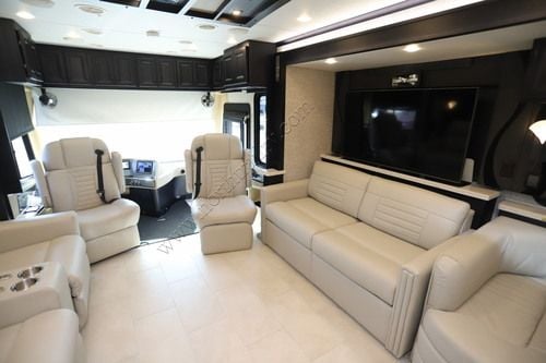 2025 Tiffin Motor Homes Phaeton 40IH Class A