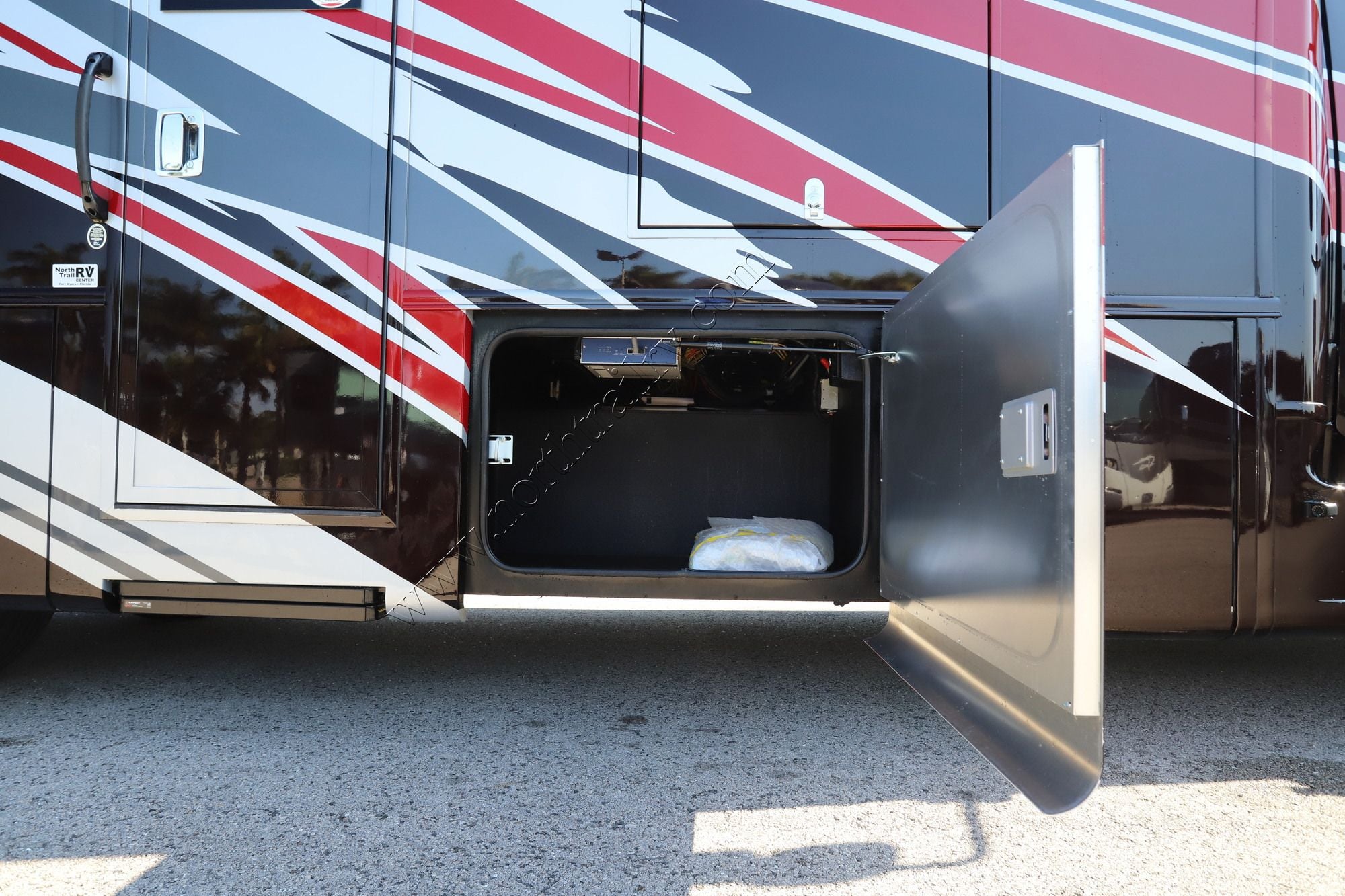 New 2027 Tiffin Motor Homes Allegro Bay 34DB Super C  For Sale