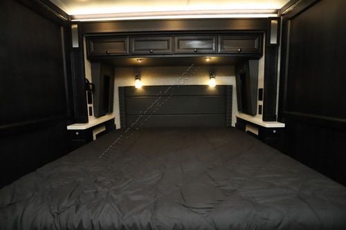 2025 Tiffin Motor Homes Phaeton 40IH Class A