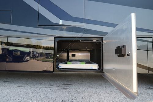 2025 Tiffin Motor Homes Phaeton 40IH Class A