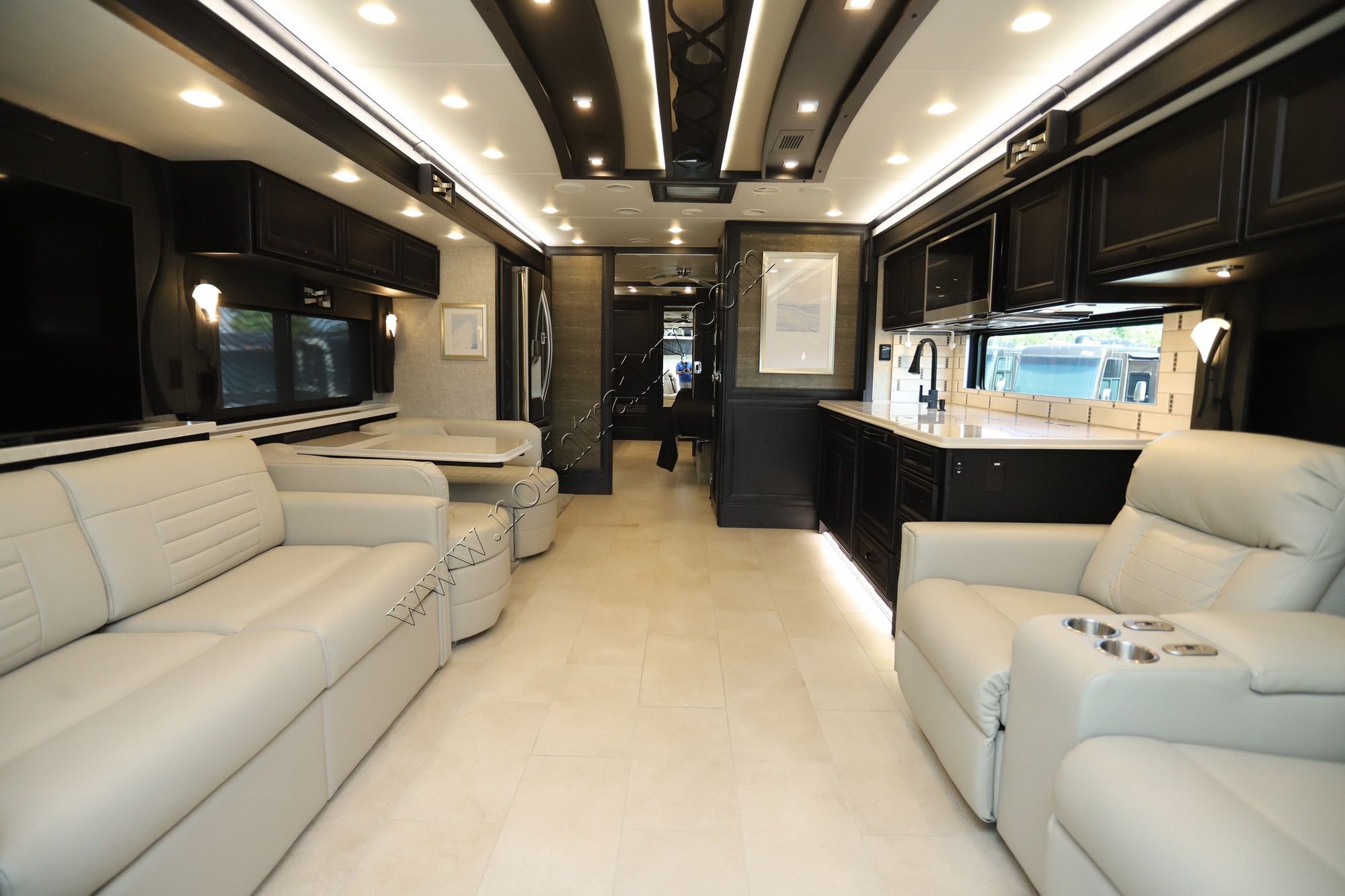 Used 2025 Tiffin Motor Homes Phaeton 40IH Class A  For Sale