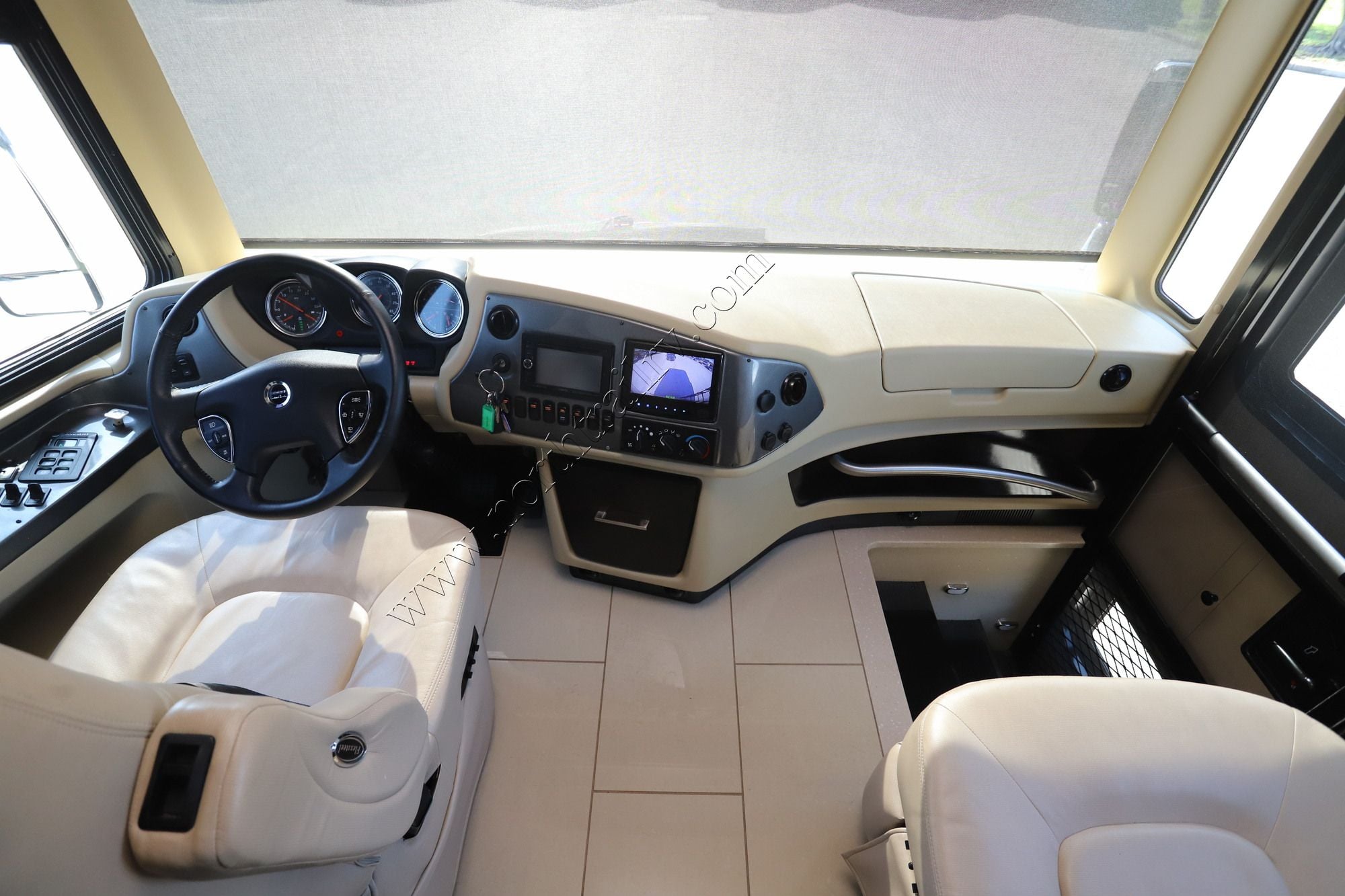 Used 2015 Tiffin Motor Homes Phaeton 42LH Class A  For Sale