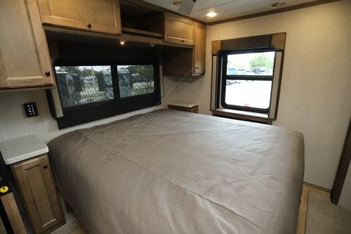 2027 Tiffin Motor Homes Allegro 29NA