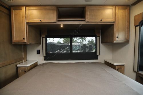 2027 Tiffin Motor Homes Allegro 29NA