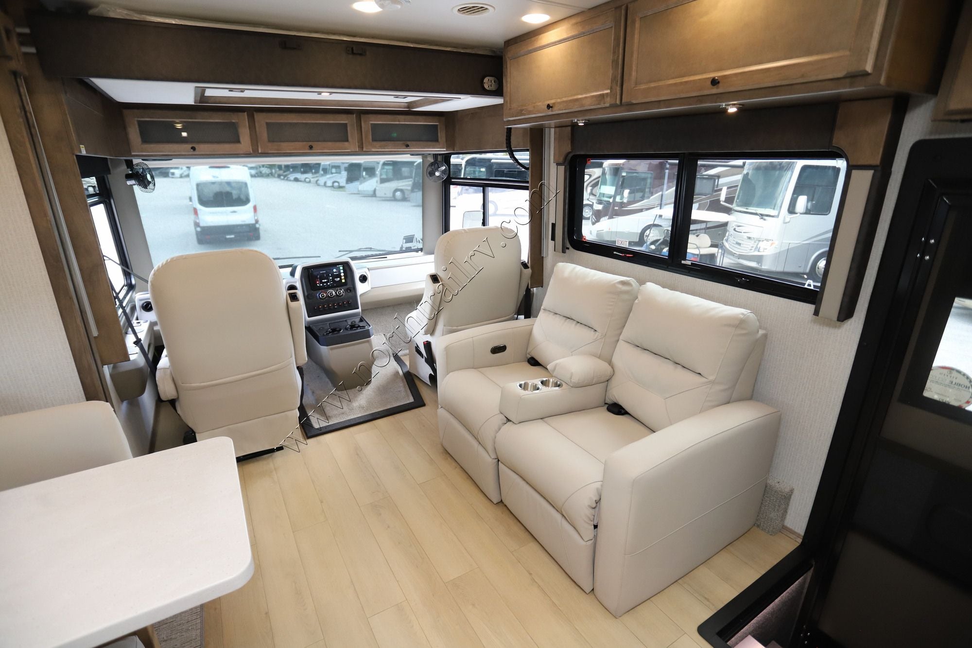 New 2027 Tiffin Motor Homes Allegro 29NA Class A  For Sale