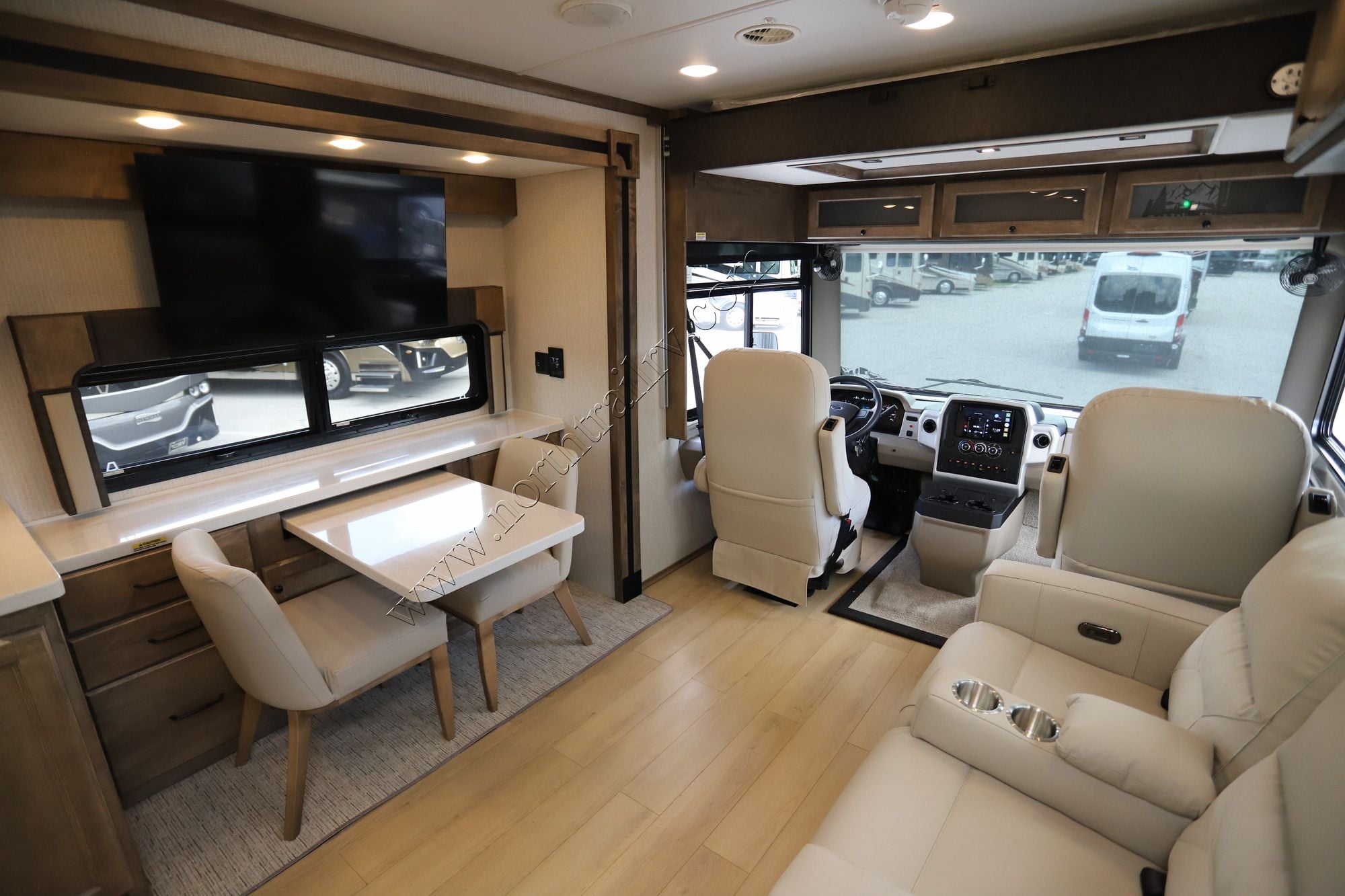 New 2027 Tiffin Motor Homes Allegro 29NA Class A  For Sale