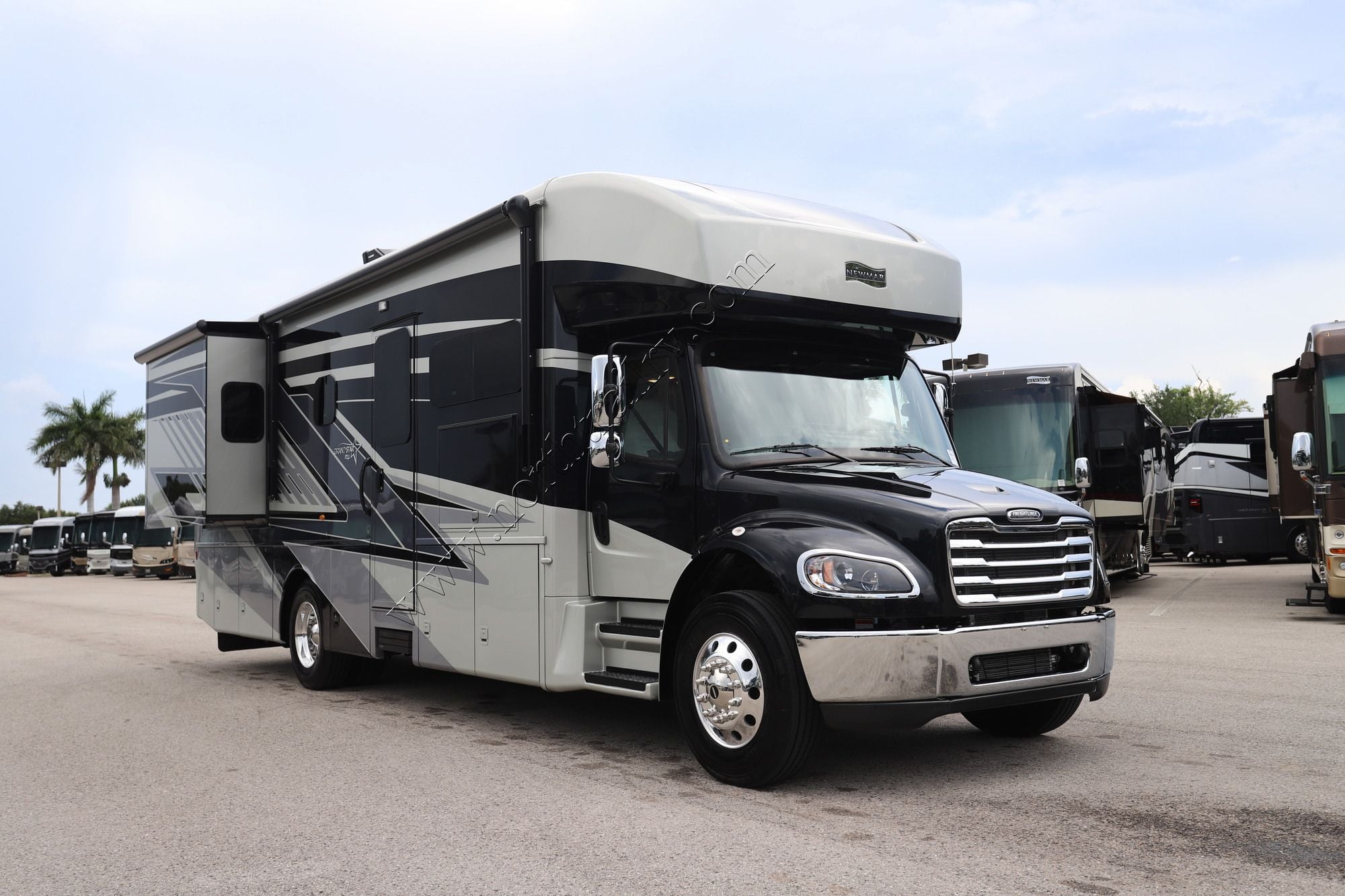 Used 2026 Newmar Grand Star 3444 Super C  For Sale