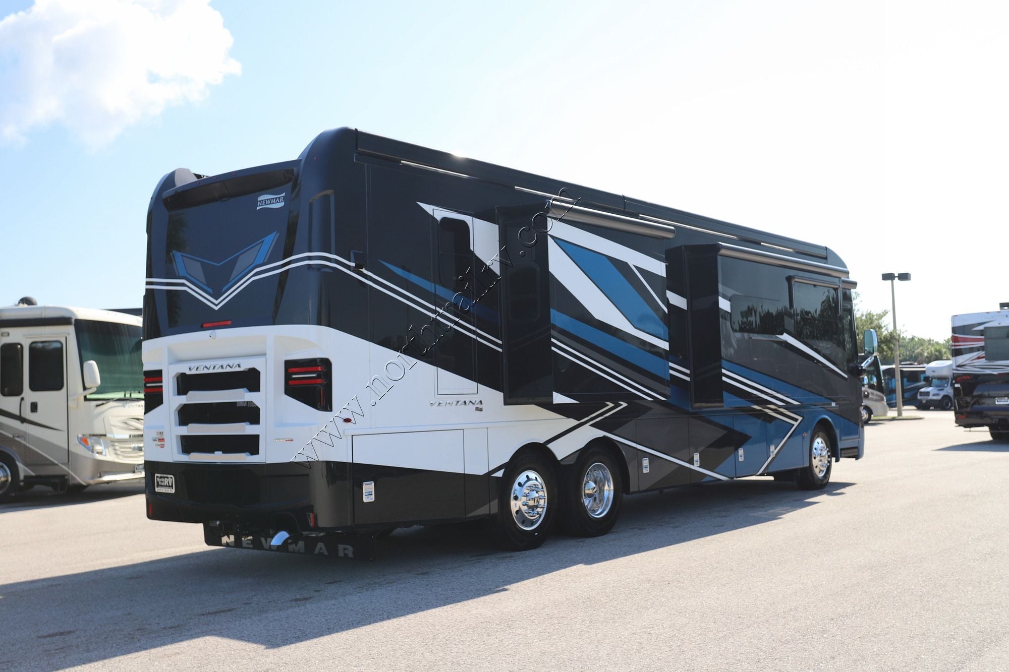 New 2027 Newmar Ventana 4037 Class A  For Sale