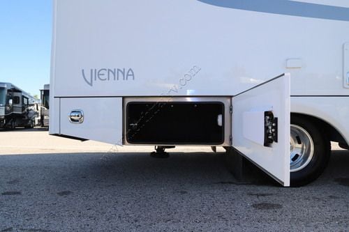 2023 Renegade Rv Vienna 25VRML