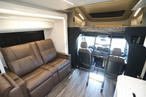 2027 Newmar Freedom Aire 2515