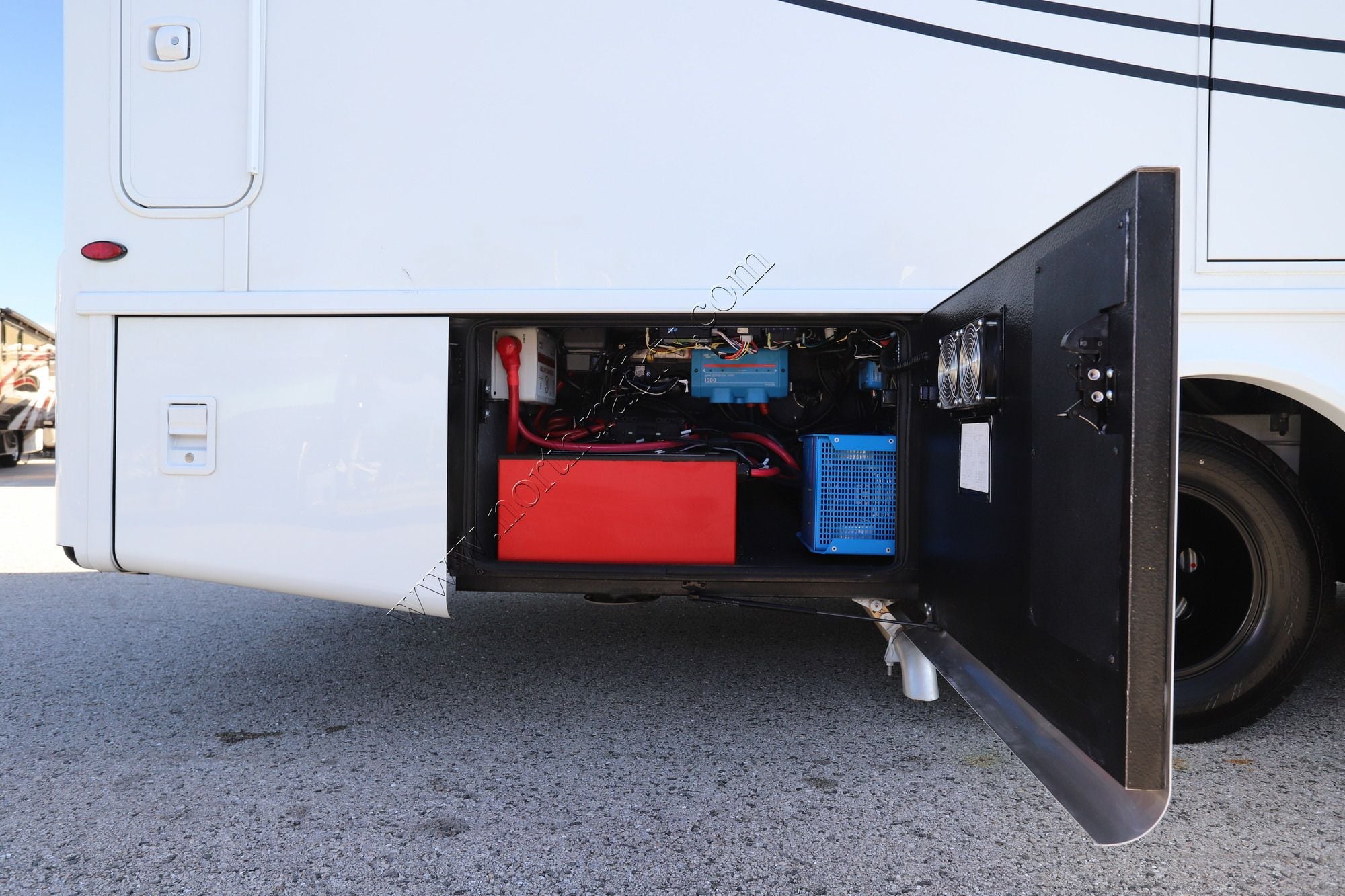 New 2027 Newmar Freedom Aire 2515 Class C  For Sale