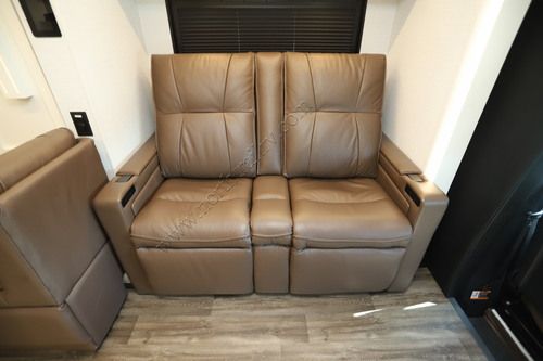 2027 Newmar Freedom Aire 2515
