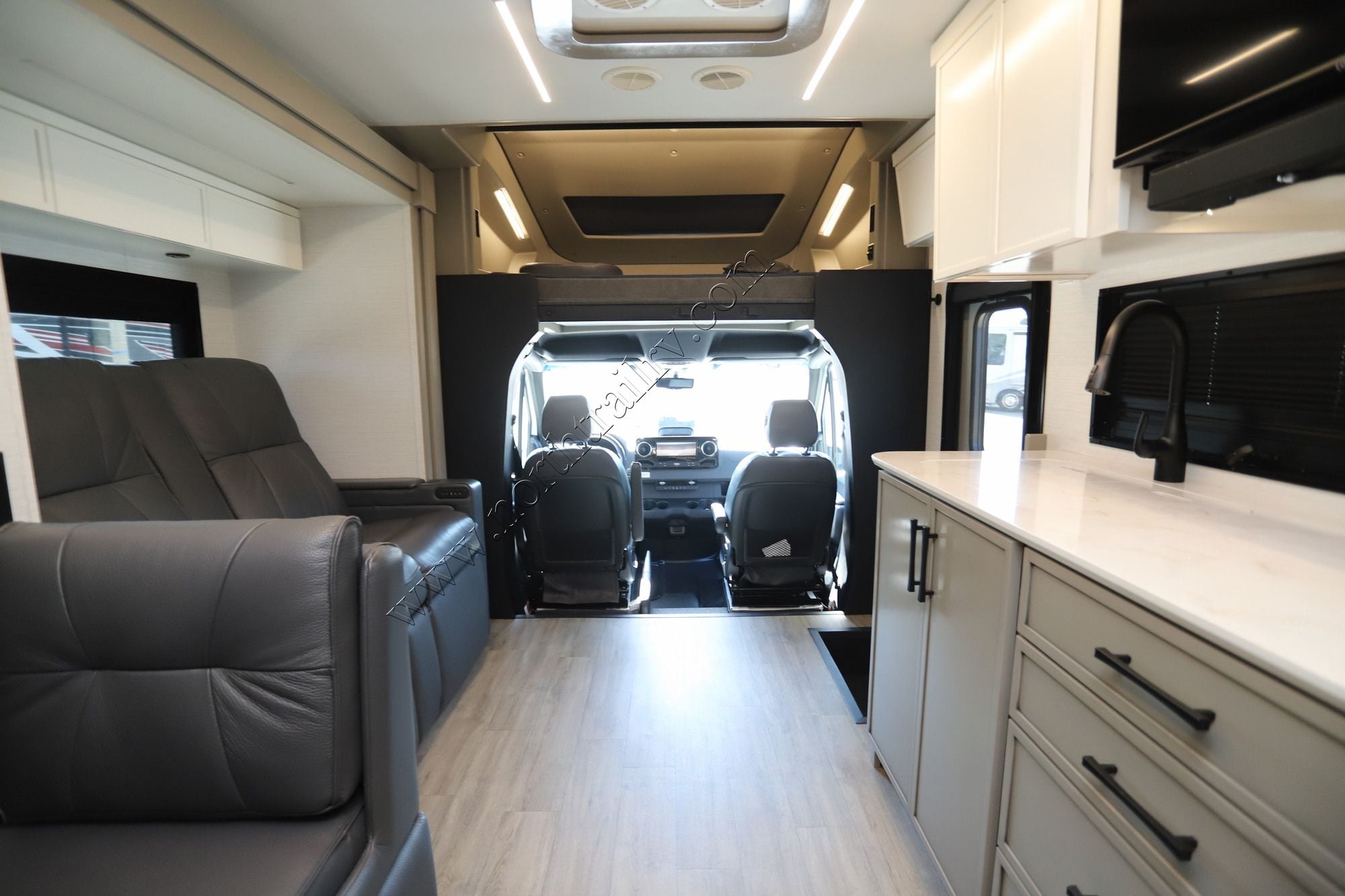 Used 2026 Newmar Freedom Aire 2515 Class C  For Sale