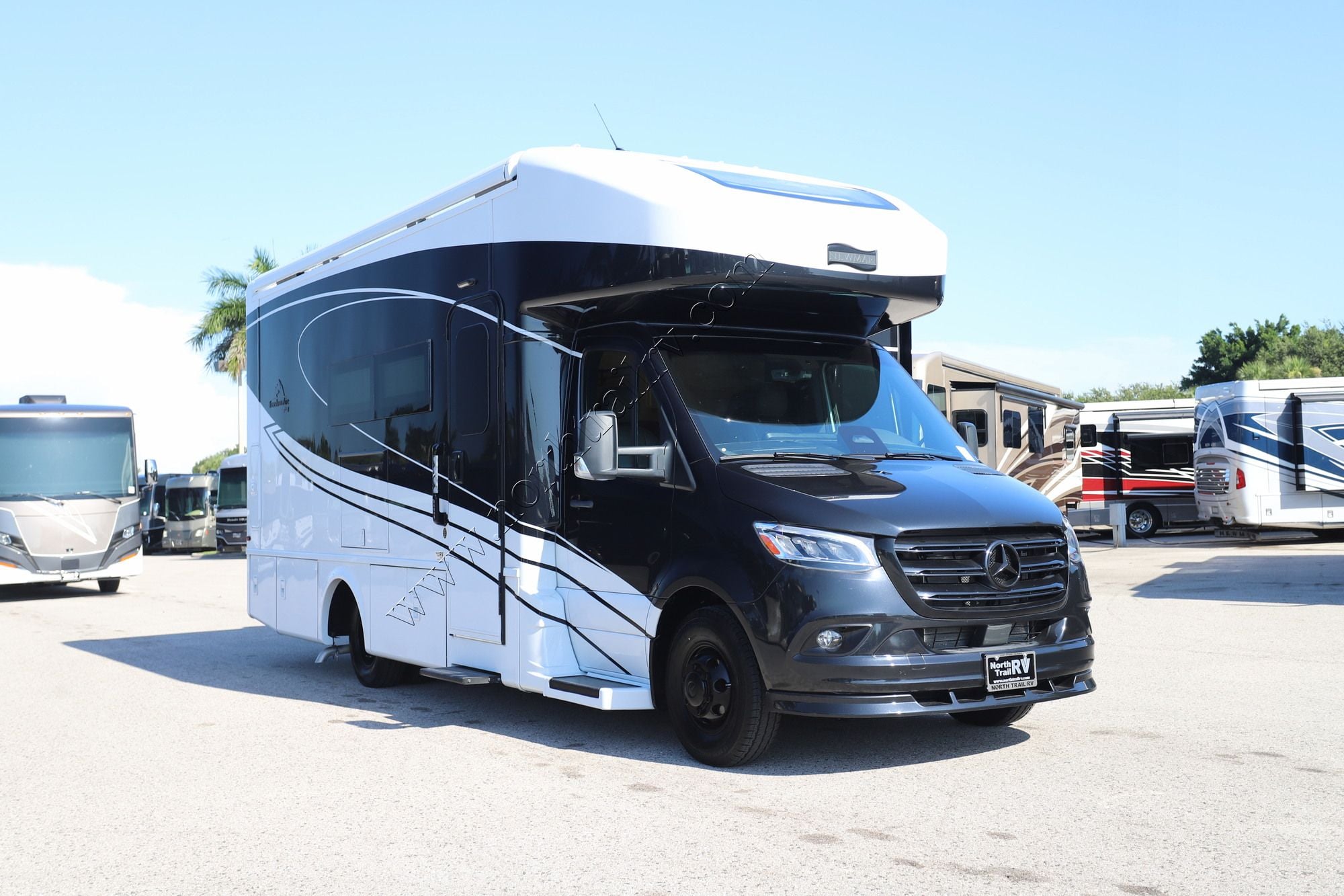 New 2027 Newmar Freedom Aire 2515 Class C  For Sale