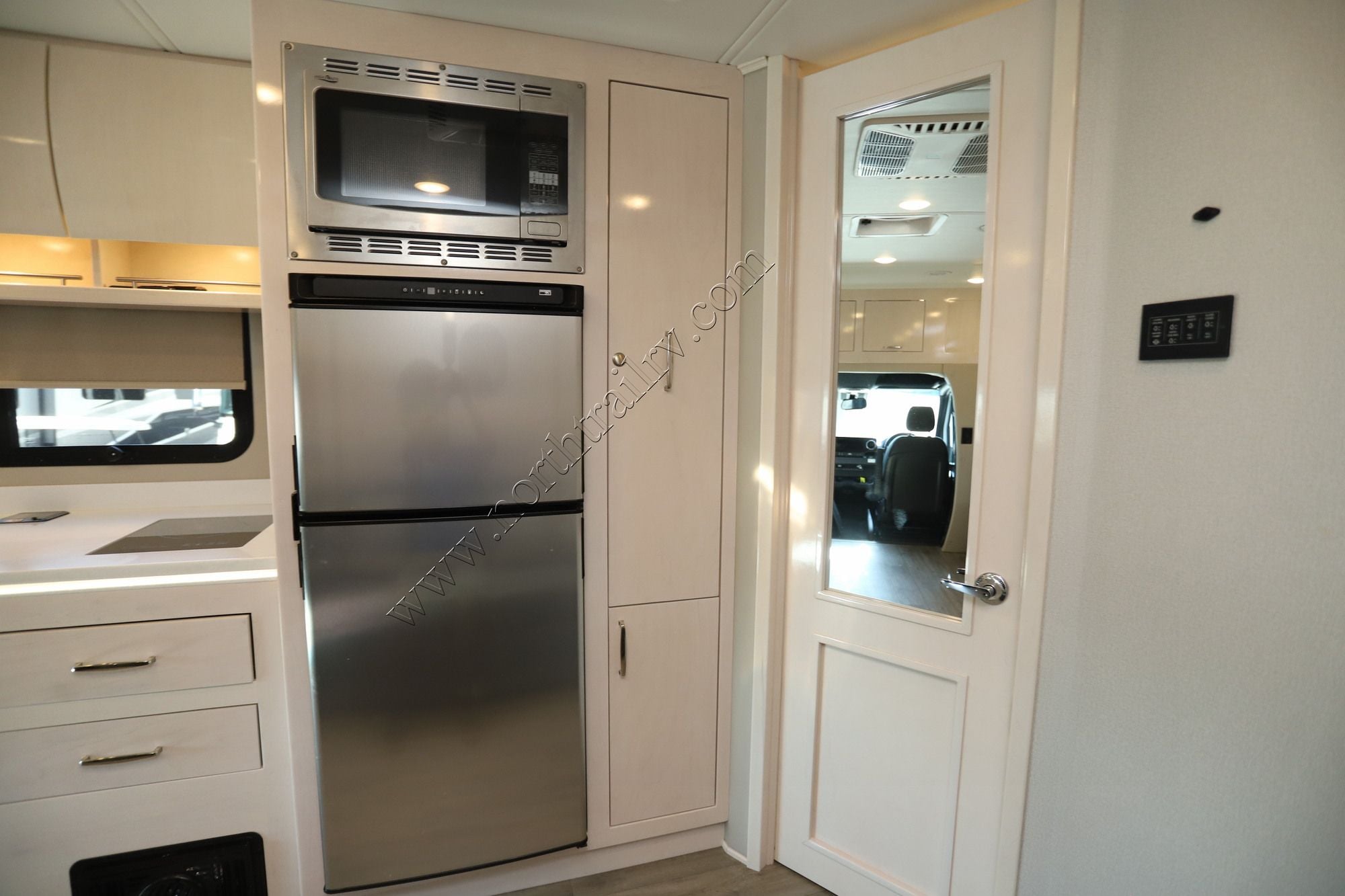 Used 2023 Renegade Rv Vienna 25VRML Class C  For Sale