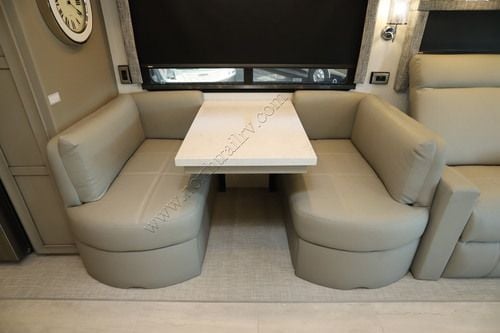 2027 Newmar Ventana 4037