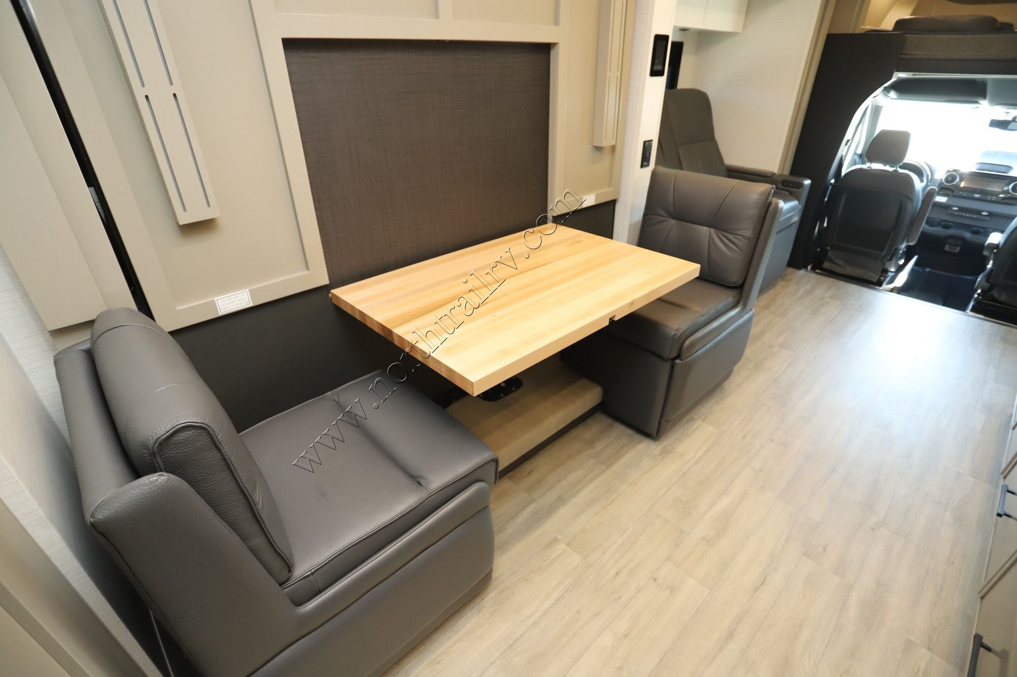 Used 2026 Newmar Freedom Aire 2515 Class C  For Sale