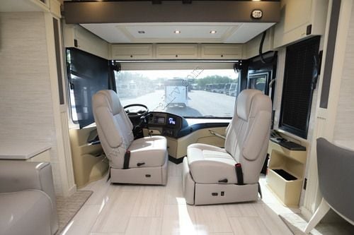 2027 Tiffin Motor Homes Allegro 33AA