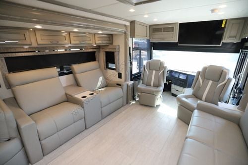 2027 Newmar Ventana 4037