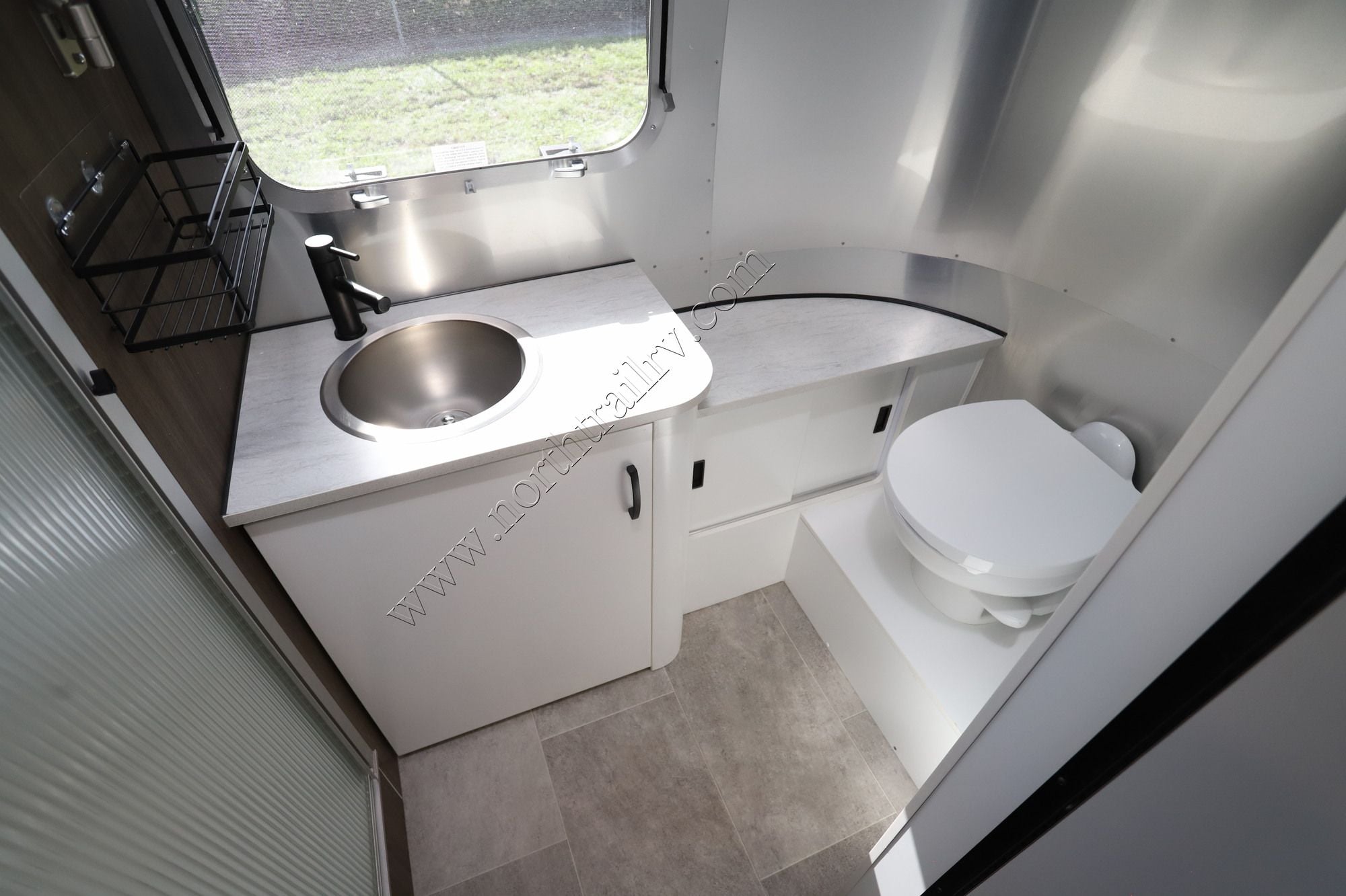 2022 Airstream Caravel 22FB Travel Trailer Used  For Sale