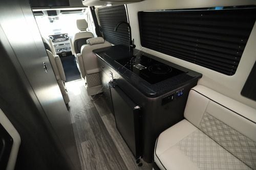 2027 Forest River V-Tour B7RL