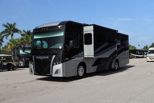 2023 Winnebago Forza 34T