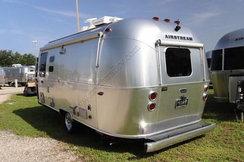 2022 Airstream Caravel 22FB
