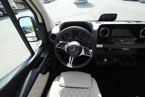2027 Forest River V-Tour B7RL
