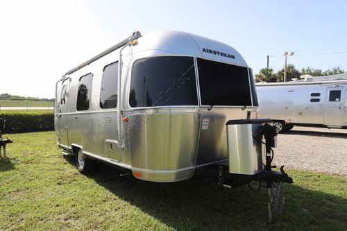 2022 Airstream Caravel 22FB
