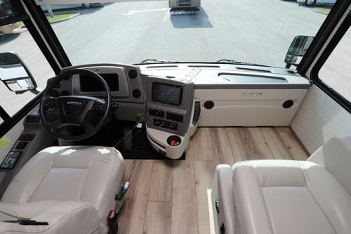 2023 Winnebago Forza 34T