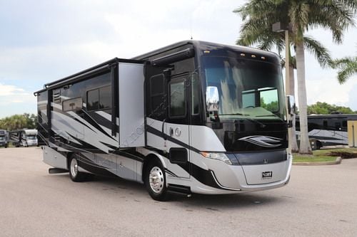 2019 Tiffin Motor Homes Allegro Red 33AA