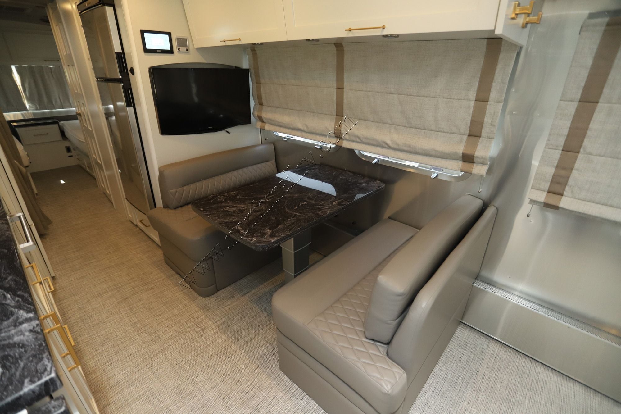 Used 2023 Airstream Classic 30RB Travel Trailer  For Sale