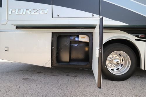 2023 Winnebago Forza 34T