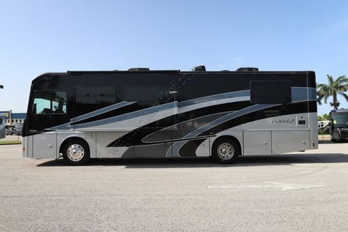 2023 Winnebago Forza 34T