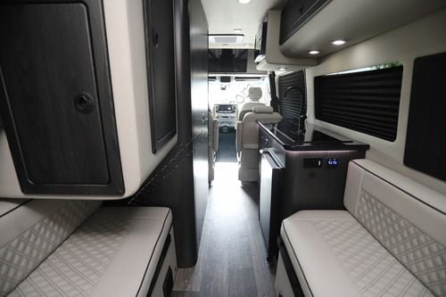 2027 Forest River V-Tour B7RL