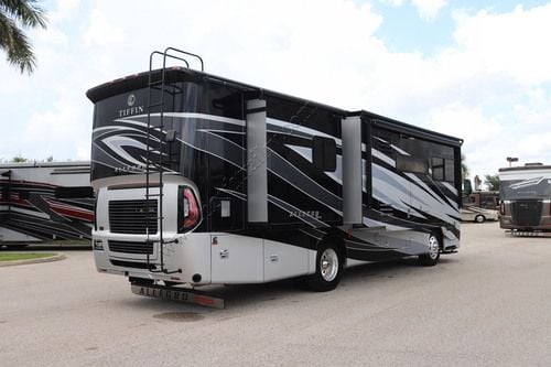 2019 Tiffin Motor Homes Allegro Red 33AA