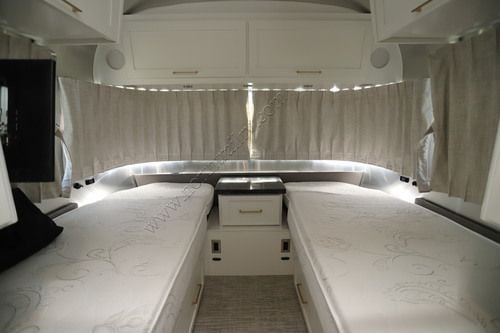 2023 Airstream Classic 30RB