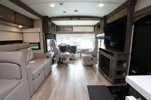 2023 Winnebago Forza 34T