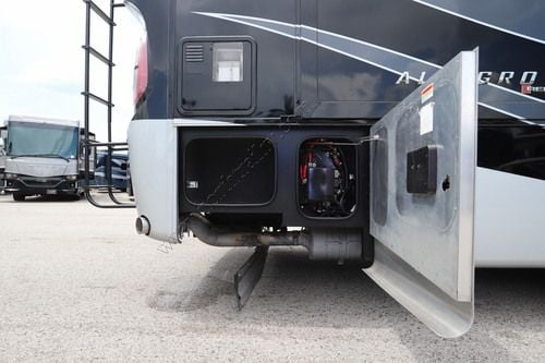 2019 Tiffin Motor Homes Allegro Red 33AA