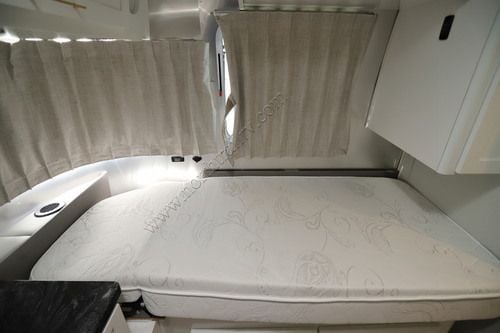 2023 Airstream Classic 30RB