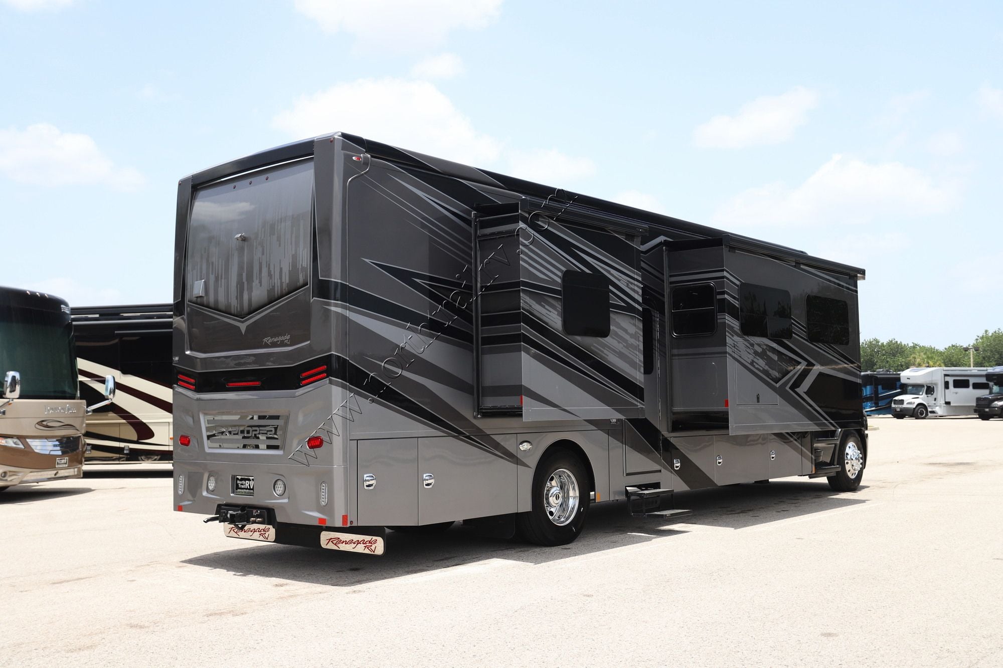 Used 2025 Renegade Rv Explorer 40ERB Super C  For Sale