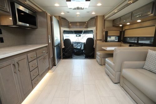 2025 Renegade Rv Explorer 40ERB