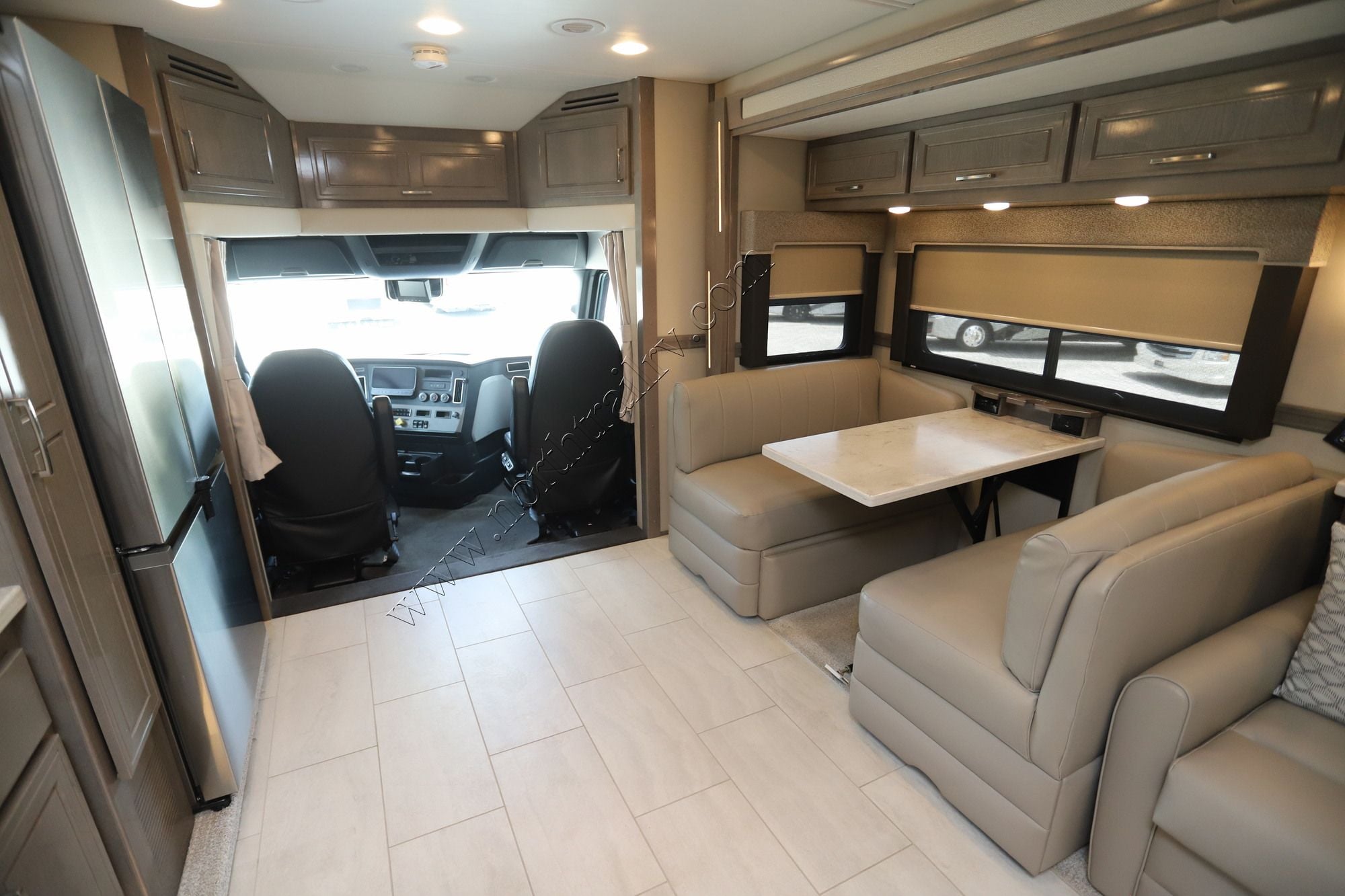 Used 2025 Renegade Rv Explorer 40ERB Super C  For Sale