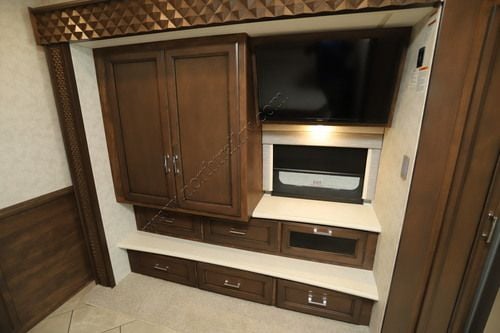 2023 Newmar Bay Star 3014