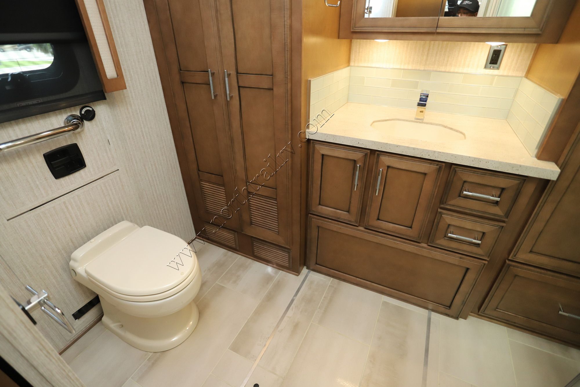 Used 2022 Newmar Ventana 4037 Class A  For Sale