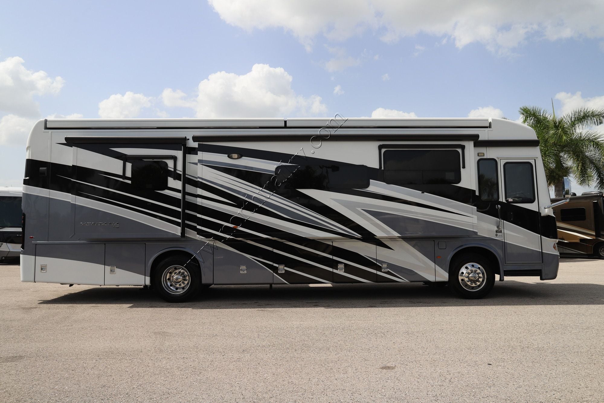 Used 2023 Newmar Ventana 3717 Class A  For Sale