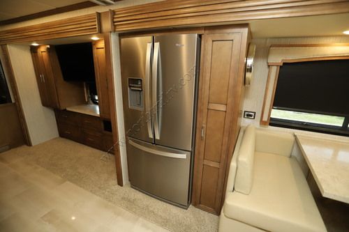 2022 Newmar Ventana 4037